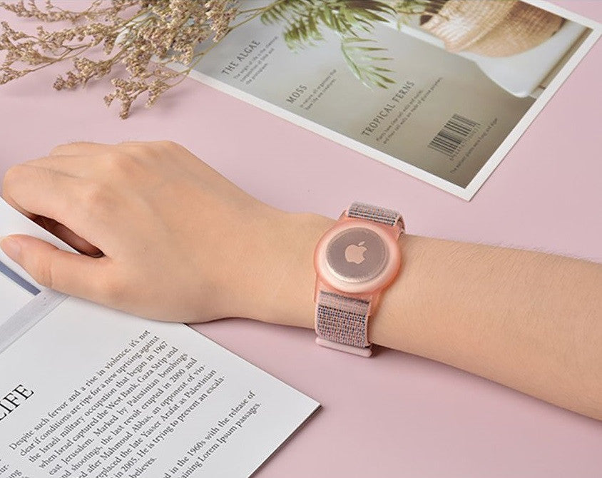 Apple AirTag szilikon tok + textíl pótszíj, nylon, állítható, csuklóra rögzíthető, TP Nylon, rózsaszín – AirTag kiegészítők a Tech Protect kínálatából | Domshop