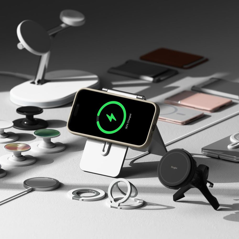 Apple iPhone 16 Pro Max, Szilikon tok, mikrofiber belső, közepesen ütésálló, Magsafe kompatibilis, Ringke Silicone Magnetic, tört-fehér – iPhone 16 Pro Max tok a Ringke kínálatából | Domshop